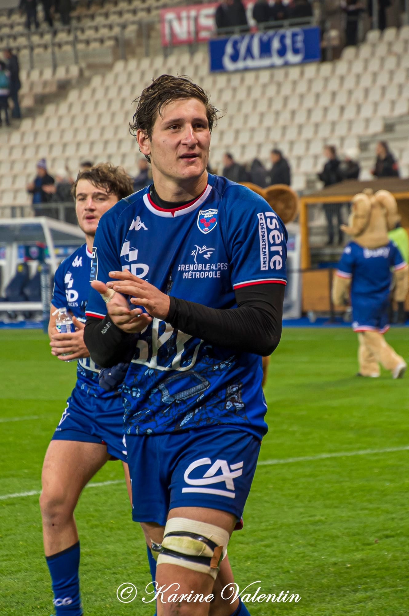 José MADEIRA - Florian ZUPAN -  FC Grenoble Rugby -  - Rugby -  (#GrenobleVsNarbonne2021Nov) Photo by: Karine Valentin | Siuxy Sports 2021-11-26