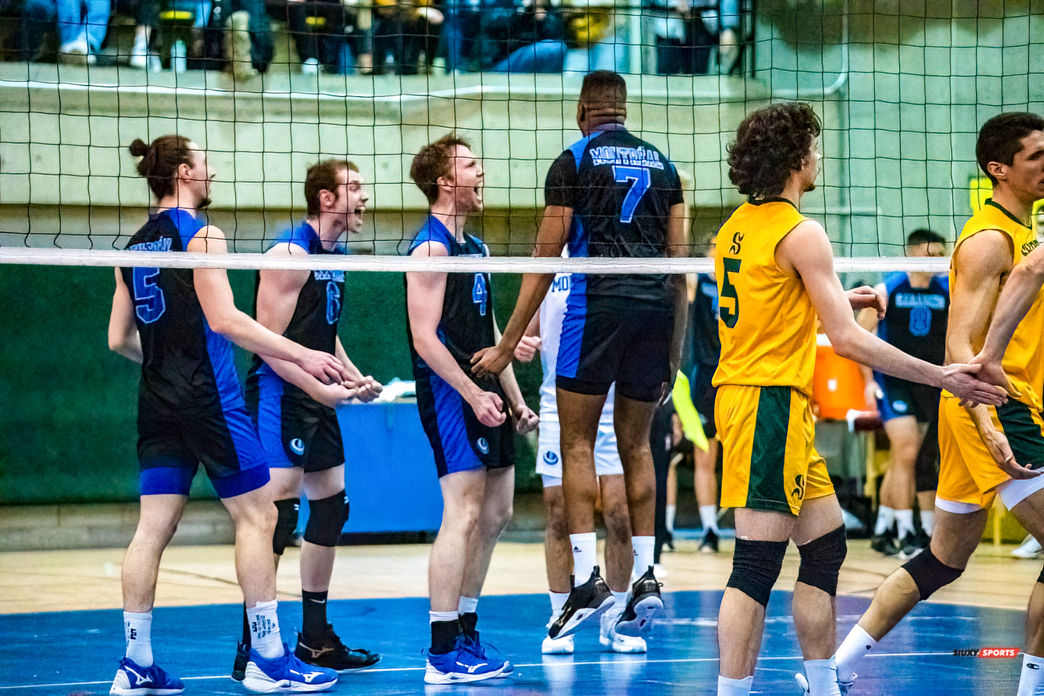 Simon BILODEAU - Guillaume BISSON - Philippe BORDENAVE - Yassine KASSIS - Alexis TOURNIER -  Université de Montréal - Université de Sherbrooke - Volleyball - Université de Sherbrooke (3) vs Université de Montréal (1) - Final 1 2022 (#VertOrVsCarabinsFinal1M) Photo by:  | Siuxy Sports 2022-03-19