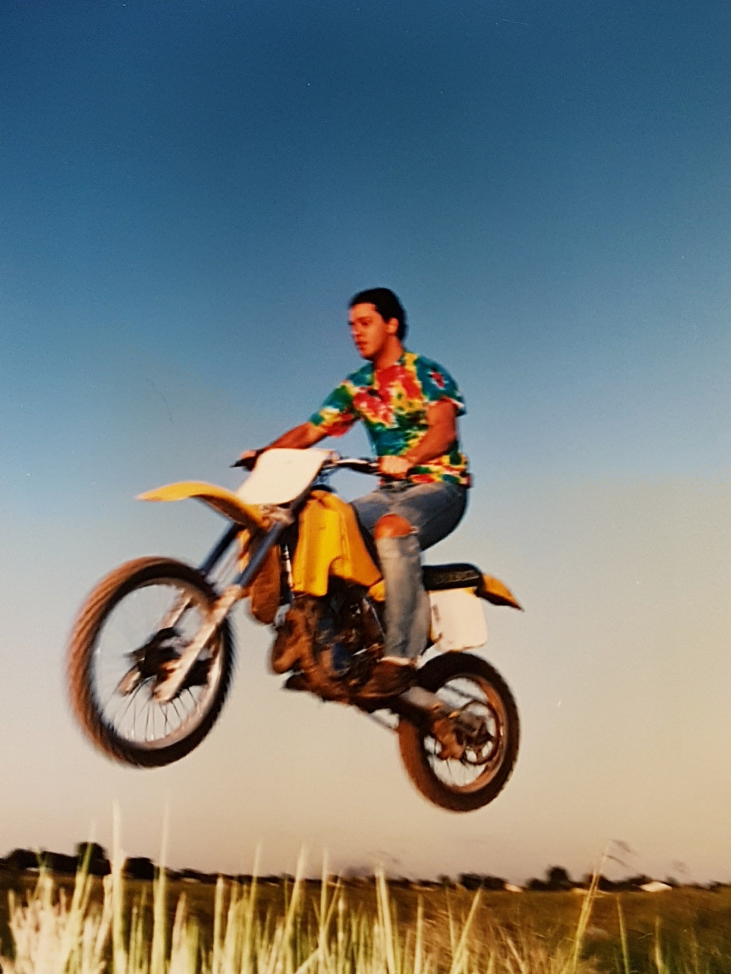 Juan ALCHOURRON -  Pinamar (médanos) -  - Motorcycle racing - Sobre los yuyos () Photo by: Walter Saborido | Siuxy Sports 1993-03-01