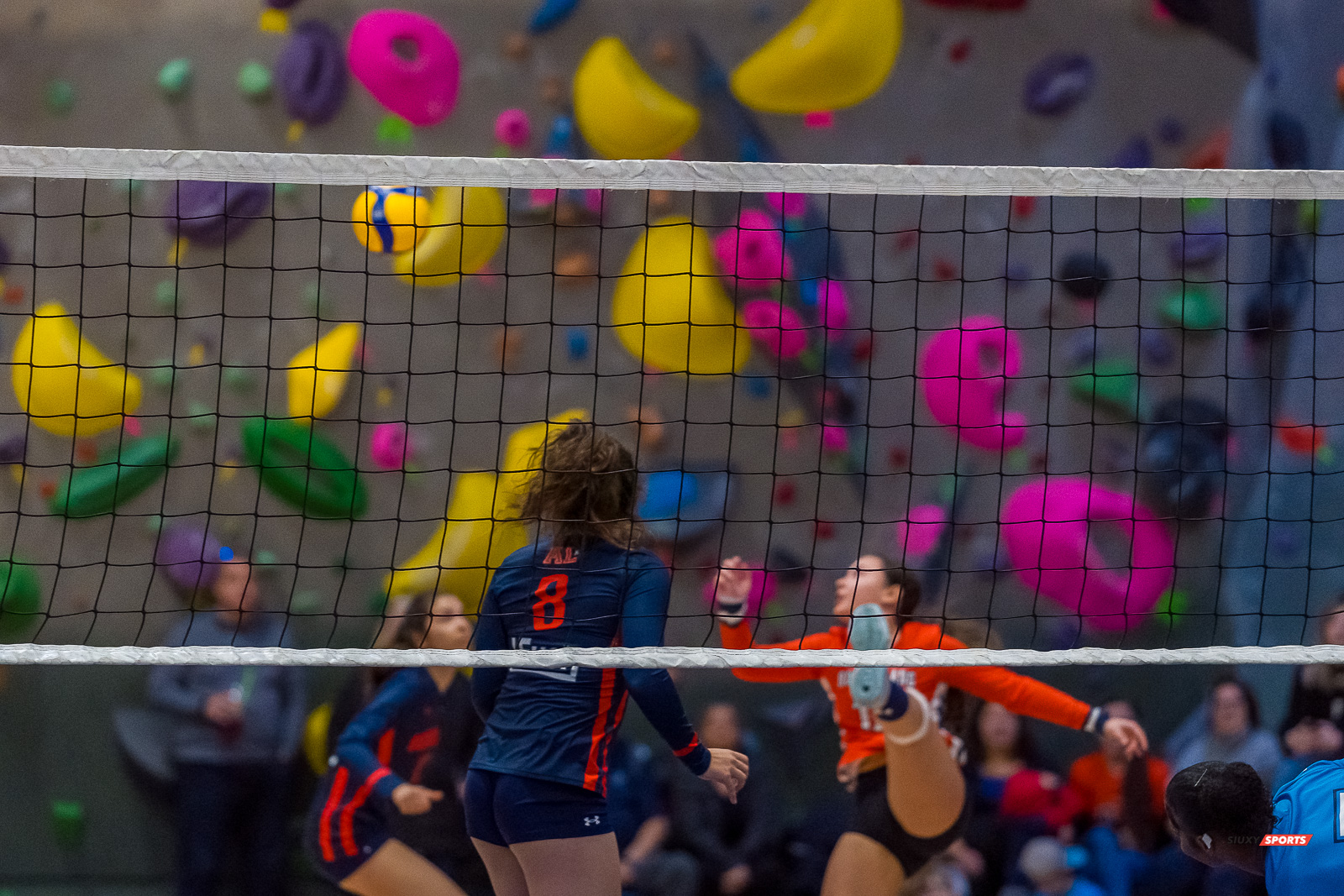  Cégep André Laurendeau - Cégep Gérald-Godin - Volleyball - RSEQ - Volleyball C F D2 Sud-Ouest - Tournoi 4 - Sect F - André Laurendeau (2) vs (1) Gérald Godin (#RSEQVolleyALvsGG2022) Photo by: Dan Taylor-Morin | Siuxy Sports 2022-11-27