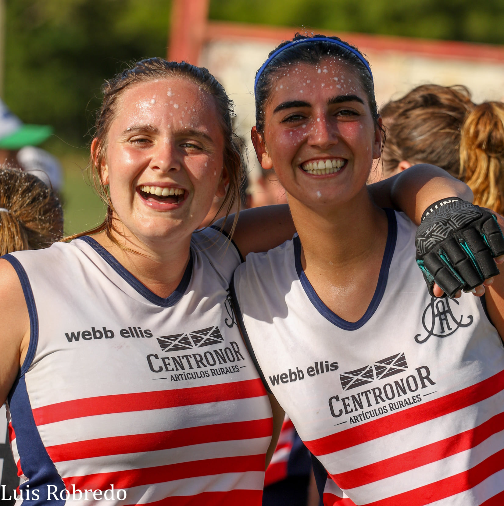 Areco Rugby Club -  - Field hockey - Festejos campeonato 2021 de Hockey - Asociación de Hockey del Oeste (#CelebracionAHO2021) Photo by: Luis Robredo | Siuxy Sports 2021-12-12