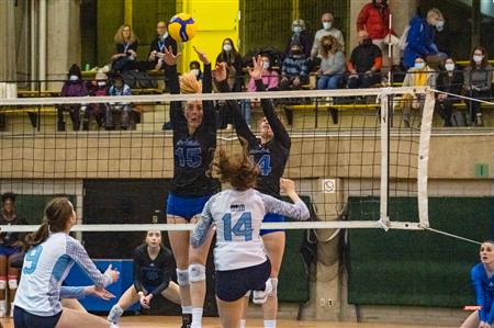Université de Montréal vs Université du Québec à Montréal - Volleyball Fém