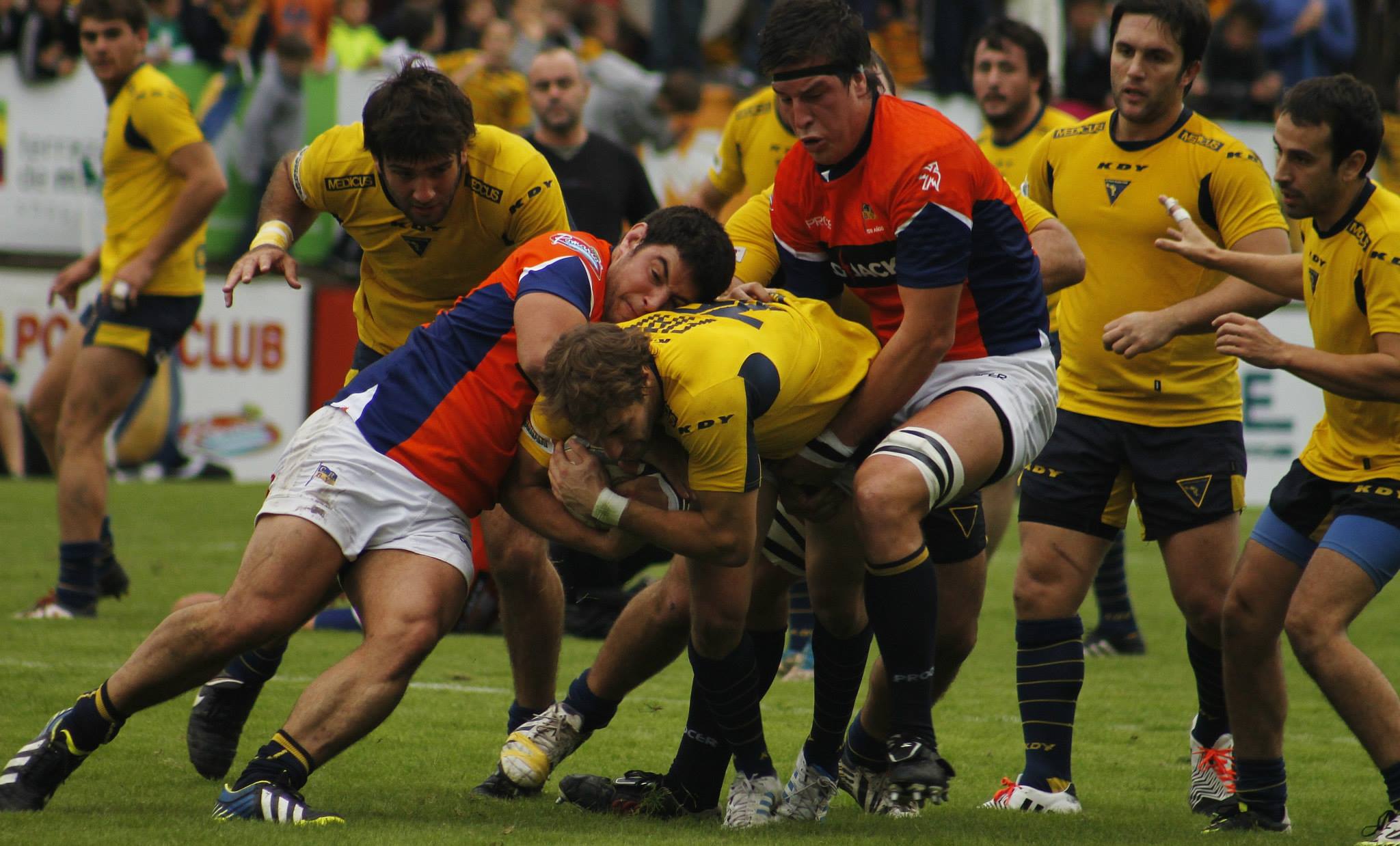 Gonzalo PERSICO - Patricio ROÁN - Lucas SUAREZ FOLCH -  La Plata Rugby Club - Club Regatas de Bella Vista - Rugby -  () Photo by: Tomás Bautista Simonte | Siuxy Sports 2015-05-30
