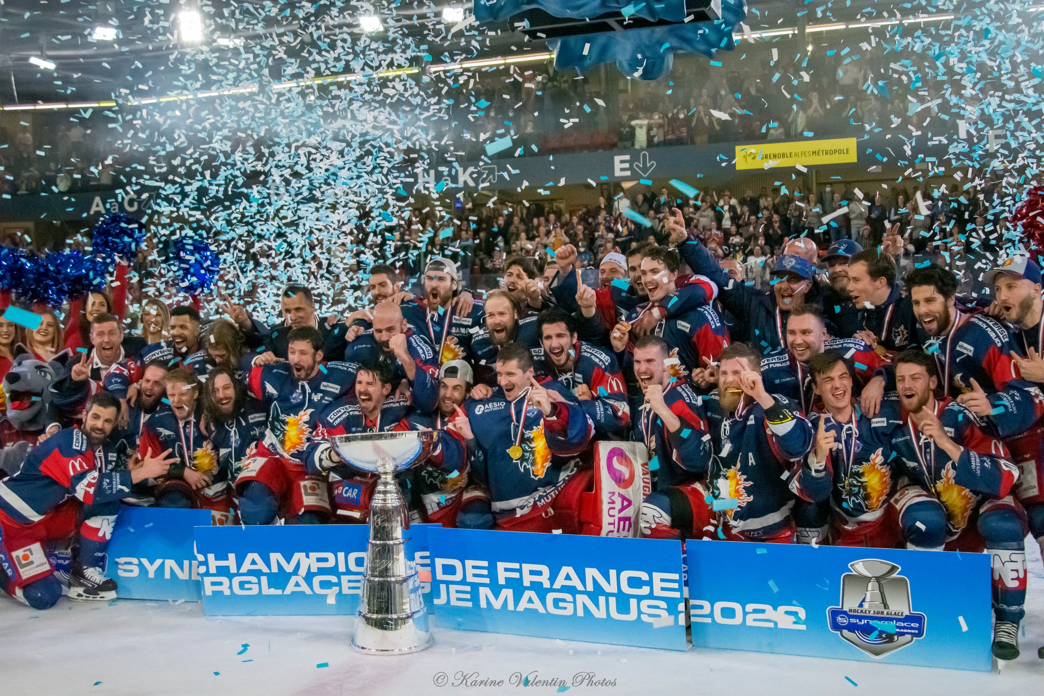  Grenoble -  - Ice hockey - GRENOBLE BDL - Finale 2022 -  Célébration (#CELEBRATIONsBDLVSDUCS2022) Photo by: Karine Valentin | Siuxy Sports 2022-04-13