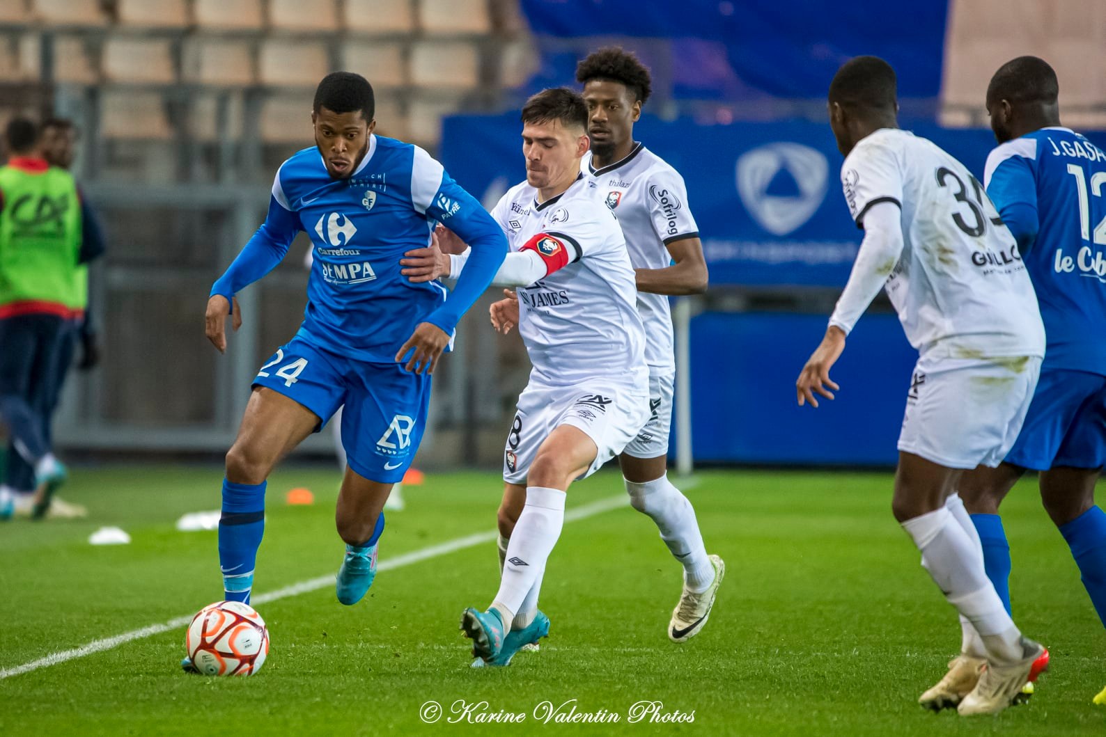  Grenoble Foot 38 - SM Caen - Soccer - Grenoble (0) vs (2) Caen (#GF38vsSMC2022) Photo by: Karine Valentin | Siuxy Sports 2022-04-09