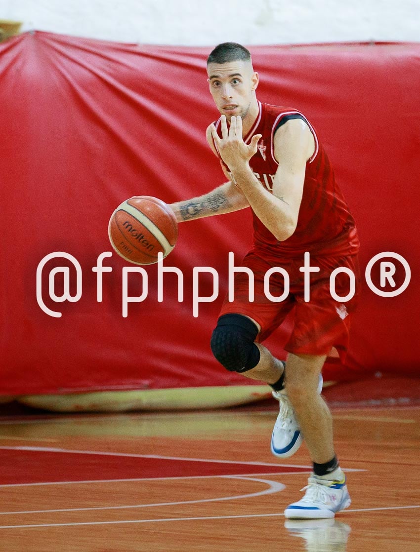 Santiago YASKULKA -  Ramos Mejía Lawn Tennis Club - Centro Deportivo Huracán de San Justo - Basketball - Ramos Mejia Lawn Tenis Club Vs Huracan de San Justo - 2022 - Liga Federal (#RMLTCvsHSJ2022metro) Photo by: Alan Roy Bahamonde | Siuxy Sports 2022-02-12