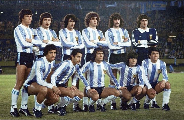 Ubaldo Matildo FILLOL - Américo GALLEGO - Mario KEMPES - Daniel Alberto PASSARELLA - Alberto TARANTINI -  Selección de fútbol de Argentina -  - Soccer - Equipo de 1978 () Photo by:  | Siuxy Sports 1978-06-25