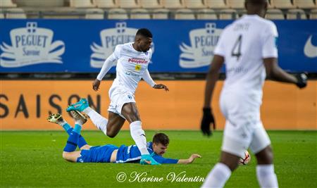 Grenoble Foot 38 vs Chamois Niortais FC