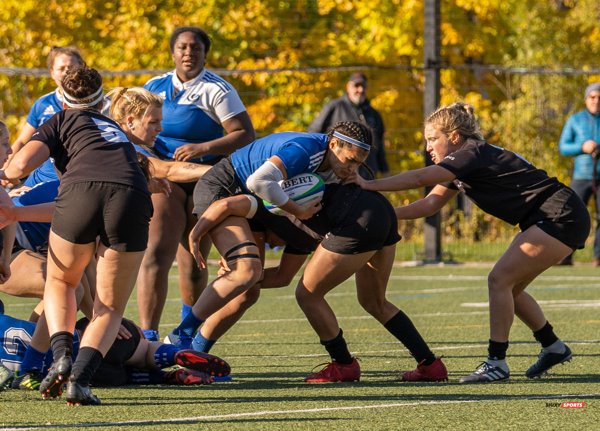 Maya AGYEKUM - Ophélia POISSON-VECCHIO -  Université de Montréal - Université Carleton - Rugby -  (#3UdeMvsCarletonF) Photo by:  | Siuxy Sports 2021-11-07