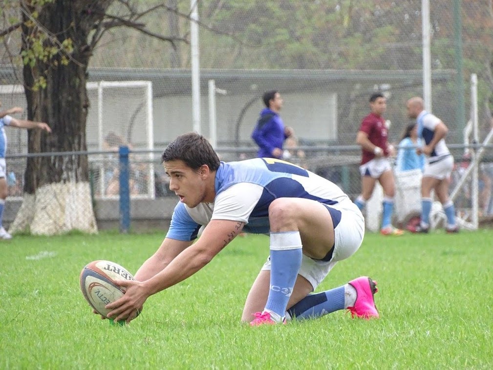 Tomas PALACIN -  Centro Naval -  - Rugby - Tomi Palacin se prepara para convertir los puntos de la victoria () Photo by:  | Siuxy Sports 2015-09-27