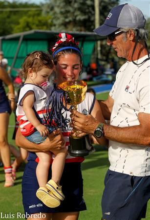 Festejos campeonato 2021 de Hockey - Asociación de Hockey del Oeste