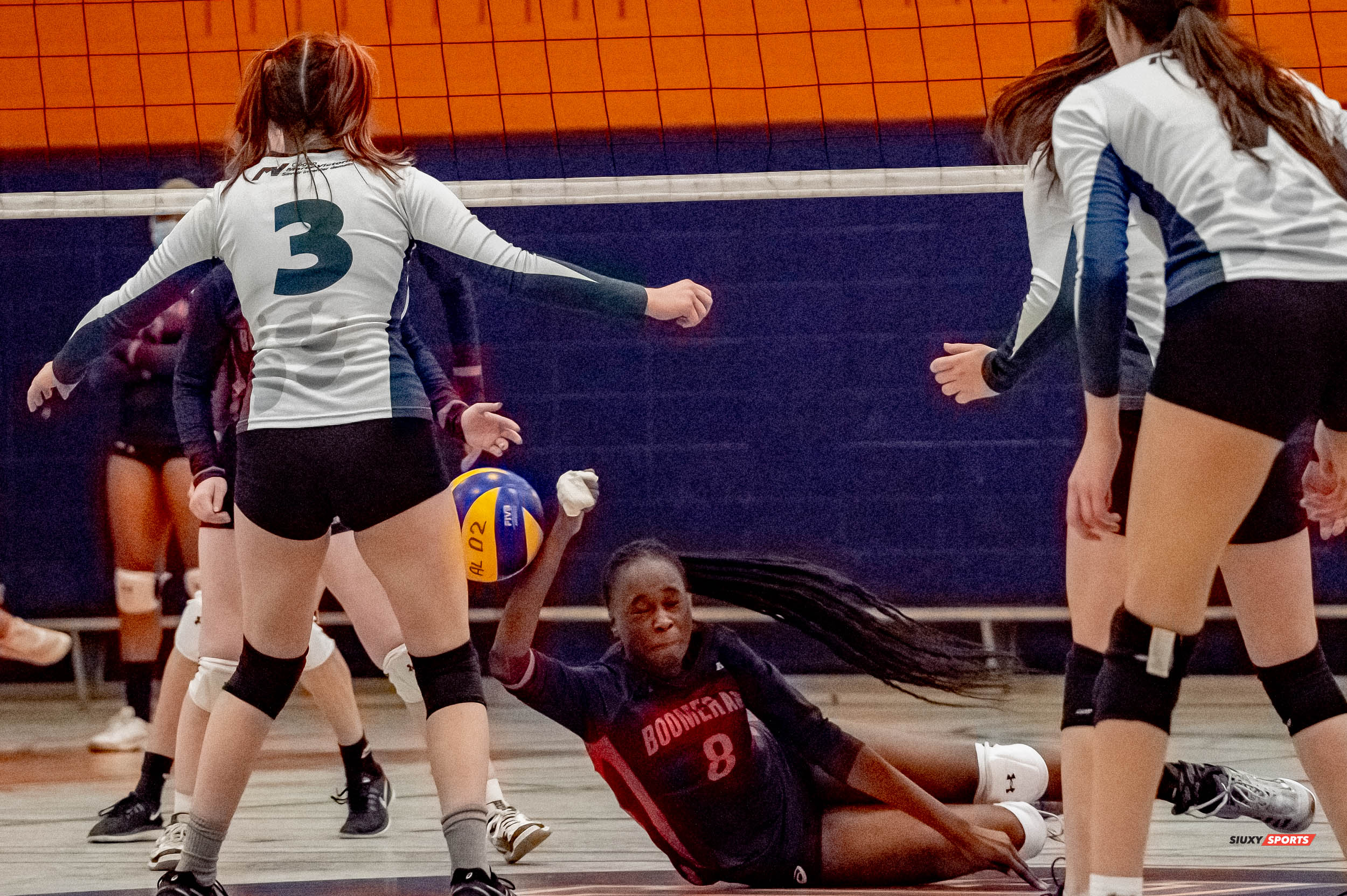 Maryam FATI - Constance HÉBERT -  Cégep André Laurendeau - Cégep Marie-Victorin - Volleyball -  (#VolleyFemCALvsCMV) Photo by:  | Siuxy Sports 2021-11-22