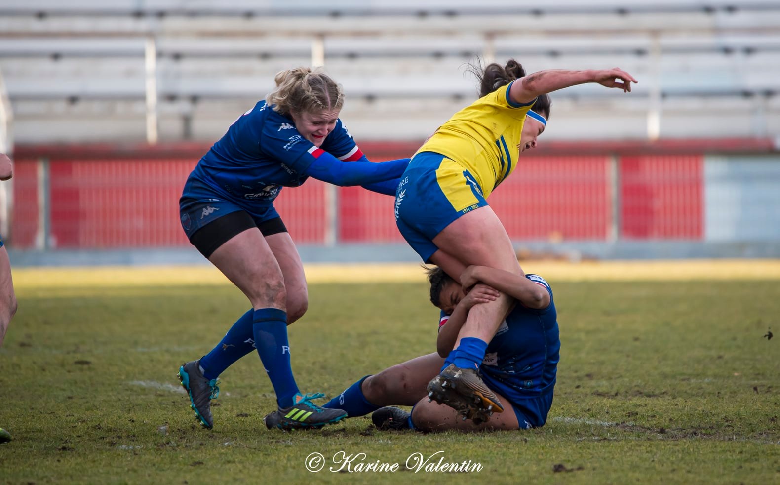  FC Grenoble Rugby - ASM Romagnat rugby féminin - Rugby - Grenoble Amazones vs ASM Romagnat (#FCGVsASMRomagnat2022) Photo by: Karine Valentin | Siuxy Sports 2022-02-06