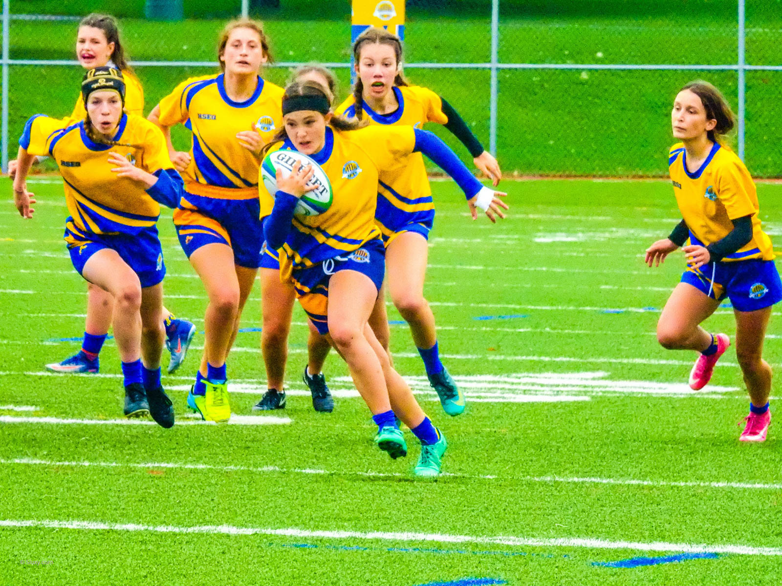 Megan ALLARD - Catherine Ann BLENKHORN - Chloe VIEL -  College John Abbott -  - Rugby -  (#AbbottvsDawsonW2021) Photo by:  | Siuxy Sports 2021-10-03