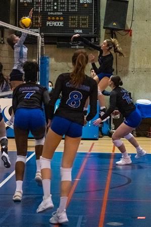Université de Montréal vs Université du Québec à Montréal - Volleyball Fém