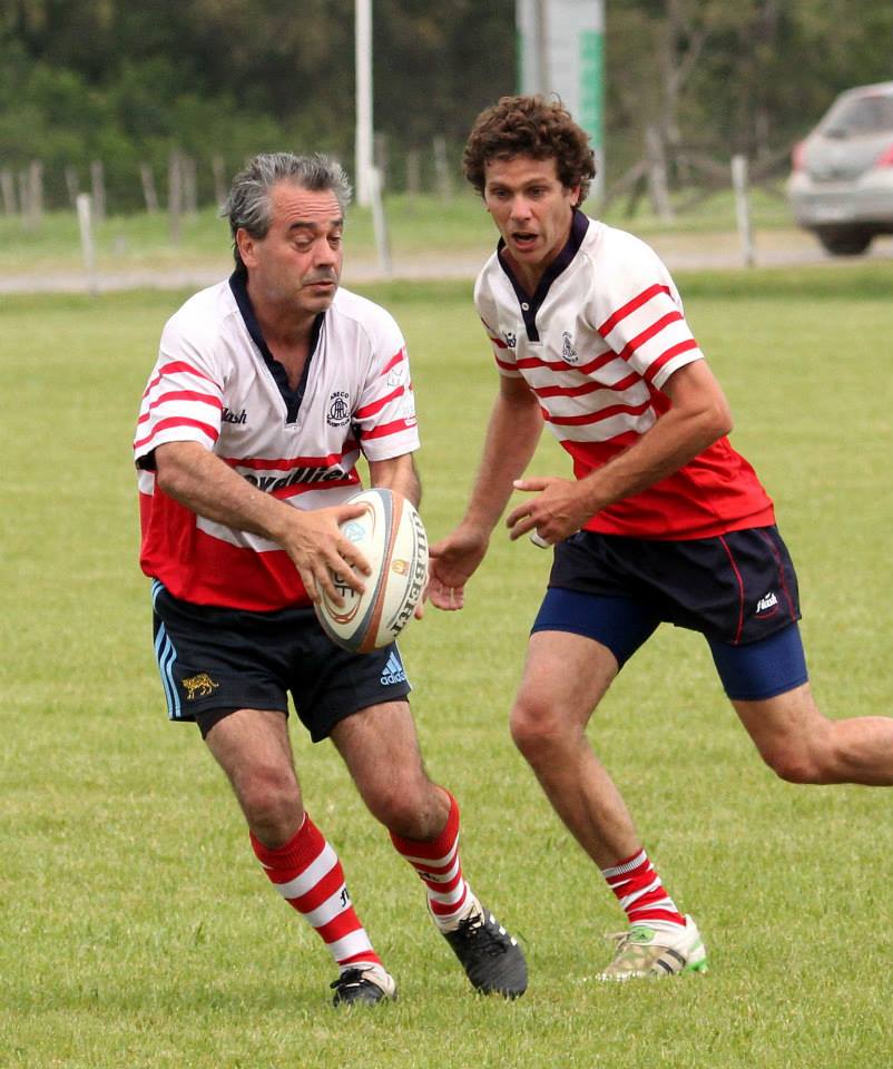  Areco Rugby Club - Centro Naval - RugbyV - Areco vs RON XV (Centro Naval) - Primer Encuentro de Veteranos en Areco con Vaquillona c/ Cuero 2014 (#ArecoVsRONXV2014) Photo by: Luis Robredo | Siuxy Sports 2014-10-18