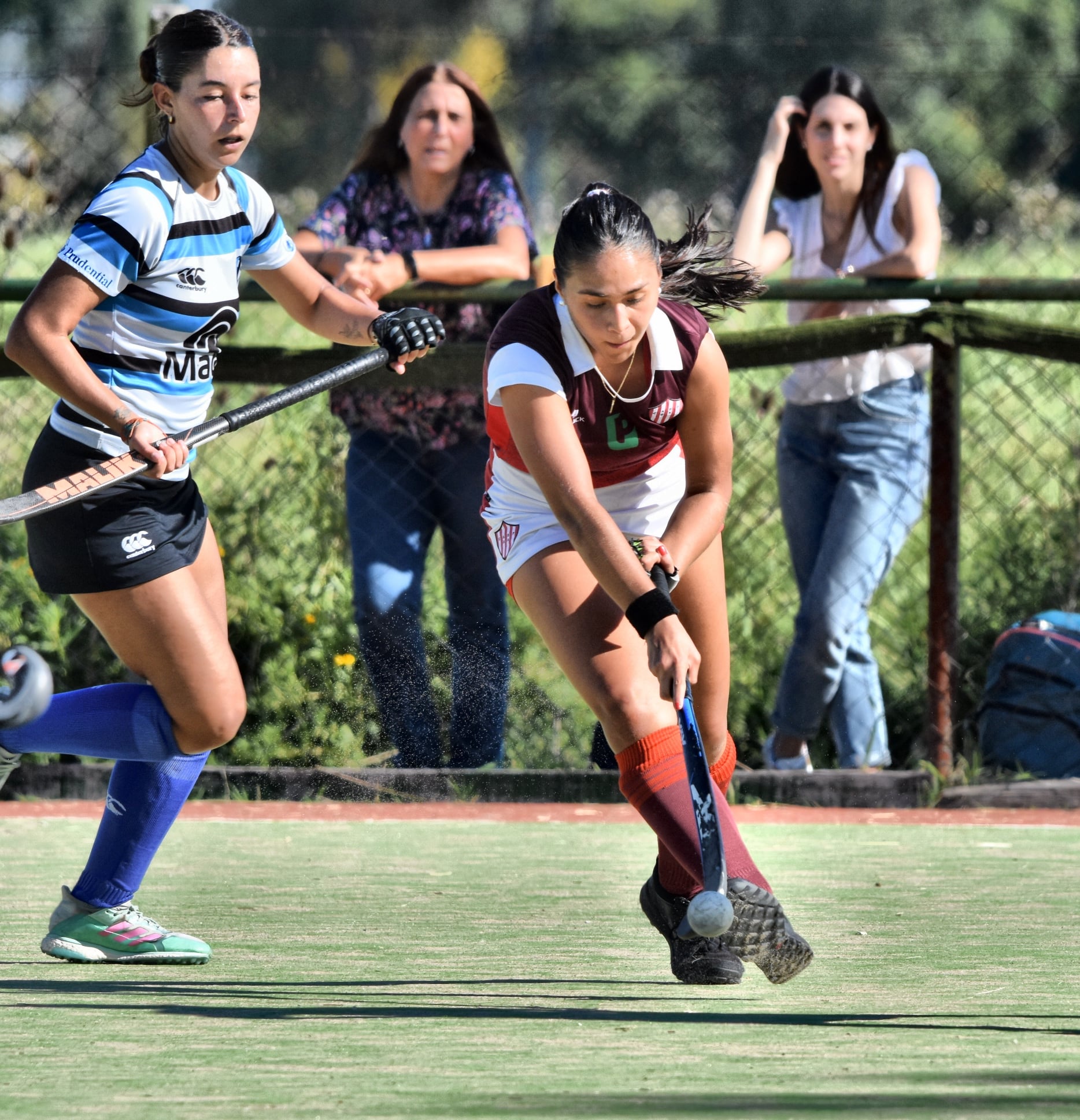  San Isidro Club - Club Atlético Banco de la Provincia de Buenos Aires - Field hockey - S.I.C. A vs Banco Provincia A -  Inter y 1ra - 2022 (#SICBPROV2022) Photo by: Edgardo Kleiman | Siuxy Sports 2022-04-09