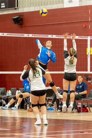 RSEQ - Volley Fém (D2) - UQAC (3) vs (1) UQO - Reel 1