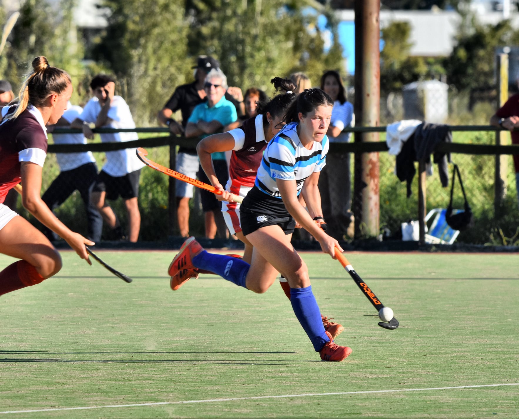  San Isidro Club - Club Atlético Banco de la Provincia de Buenos Aires - Field hockey - S.I.C. A vs Banco Provincia A -  Inter y 1ra - 2022 (#SICBPROV2022) Photo by: Edgardo Kleiman | Siuxy Sports 2022-04-09