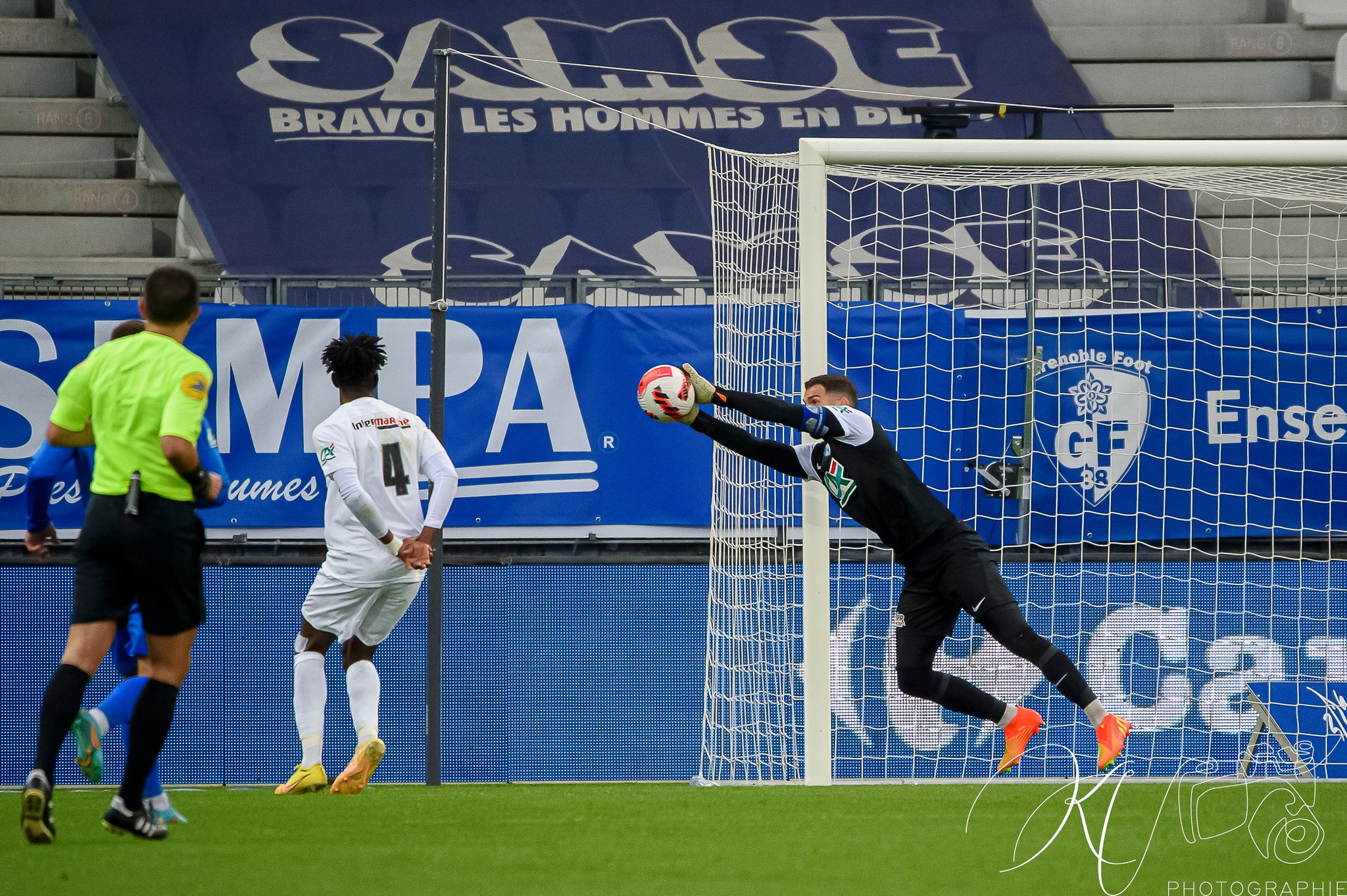  Grenoble Foot 38 - FC Villefranche Beaujolais - Soccer - GF38 (2) vs (0) FCVB (#GF38vsFCVB2022) Photo by: Karine Valentin | Siuxy Sports 2022-11-19
