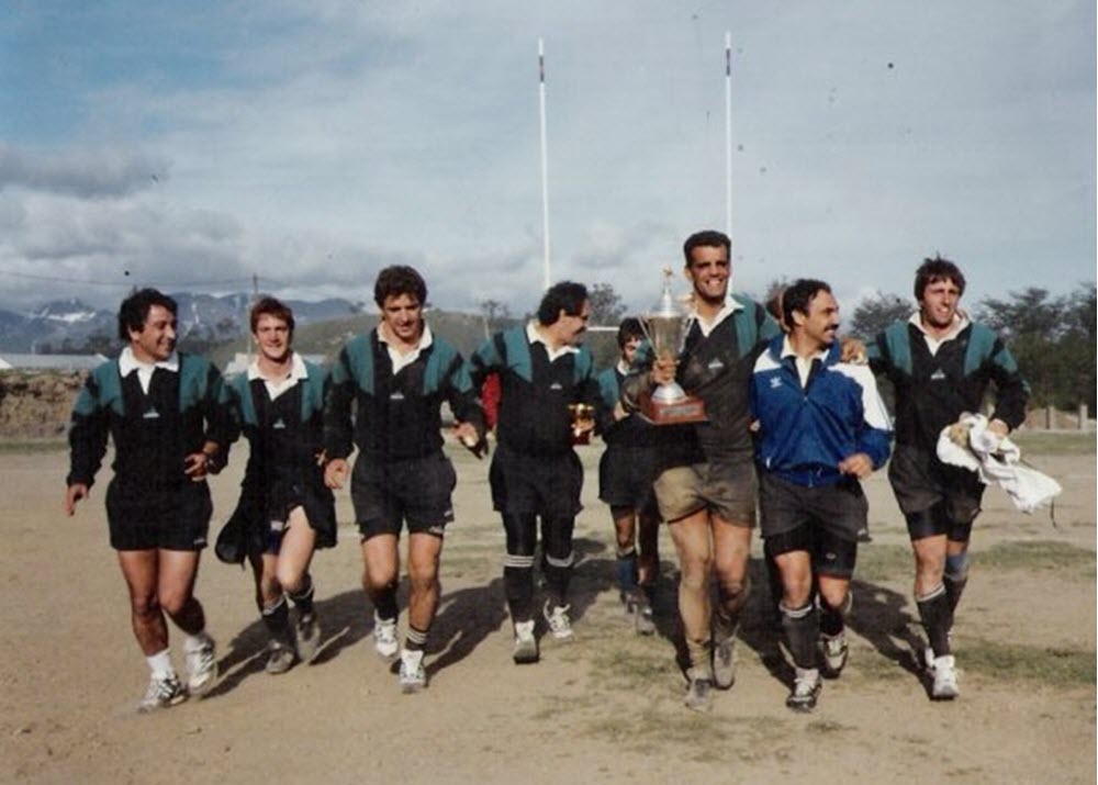 Eliseo Nicolas BRANCA - Marcelo LOFFREDA - Marcelo RIGHENTINI -   -  - Rugby - Fines de los 80, en el sur del sur (Seven del fin del mundo) Photo by:  | Siuxy Sports 1989-10-01