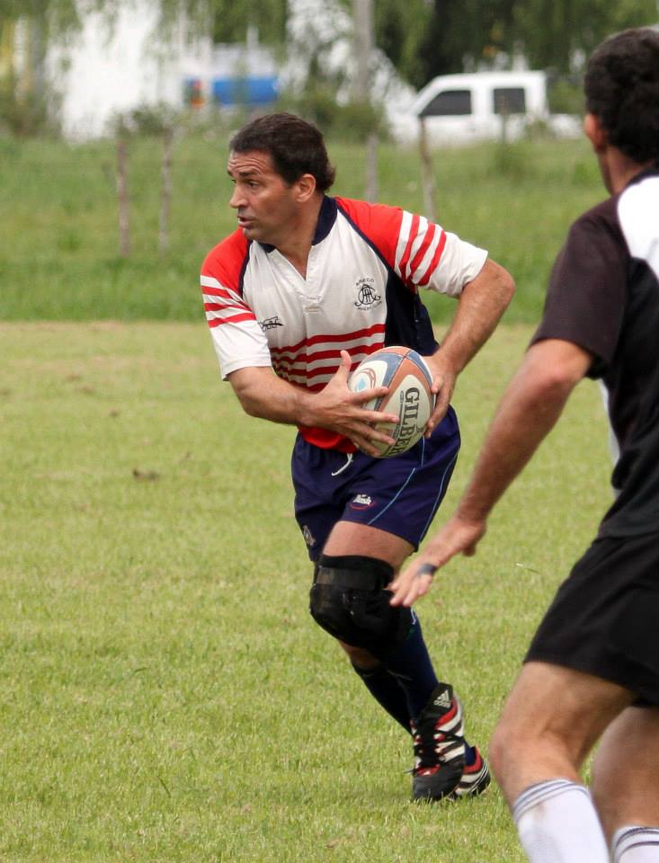  Areco Rugby Club - Centro Naval - RugbyV - Areco vs RON XV (Centro Naval) - Primer Encuentro de Veteranos en Areco con Vaquillona c/ Cuero 2014 (#ArecoVsRONXV2014) Photo by: Luis Robredo | Siuxy Sports 2014-10-18
