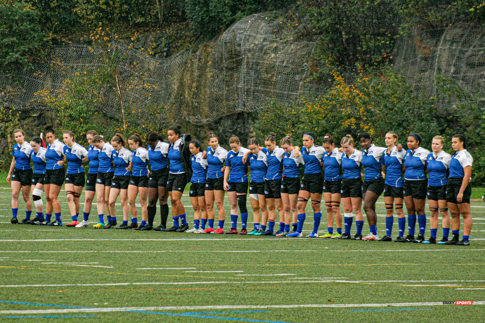 Pénélope DESJARDINS - Alexandra ÉTIENNE - Ngalula FUAMBA - Irène KOUAM - Carolane LARIVIÈRE -  Université de Montréal -  - Rugby -  (#UdMvsMcGill2021w) Photo by:  | Siuxy Sports 2021-10-16