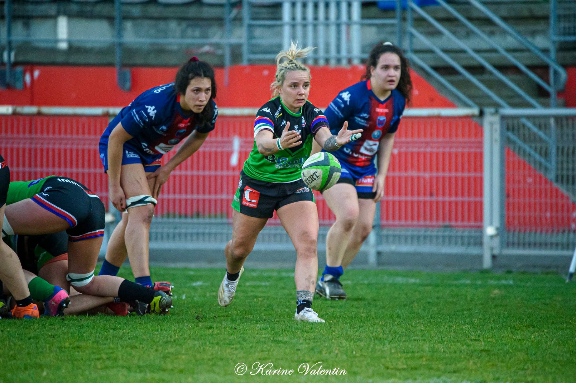 Manaé FELEU - Linda HAFSA -  FC Grenoble Rugby - RC La Valette Le Revest La Garde Le Pradet - Rugby - FC Grenoble VS RCVRGP (#GrenobleRCVRGP2021fev) Photo by: Karine Valentin | Siuxy Sports 2021-02-28