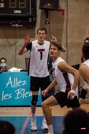 Université de Montréal (3) vs University of New Brunswick (0)