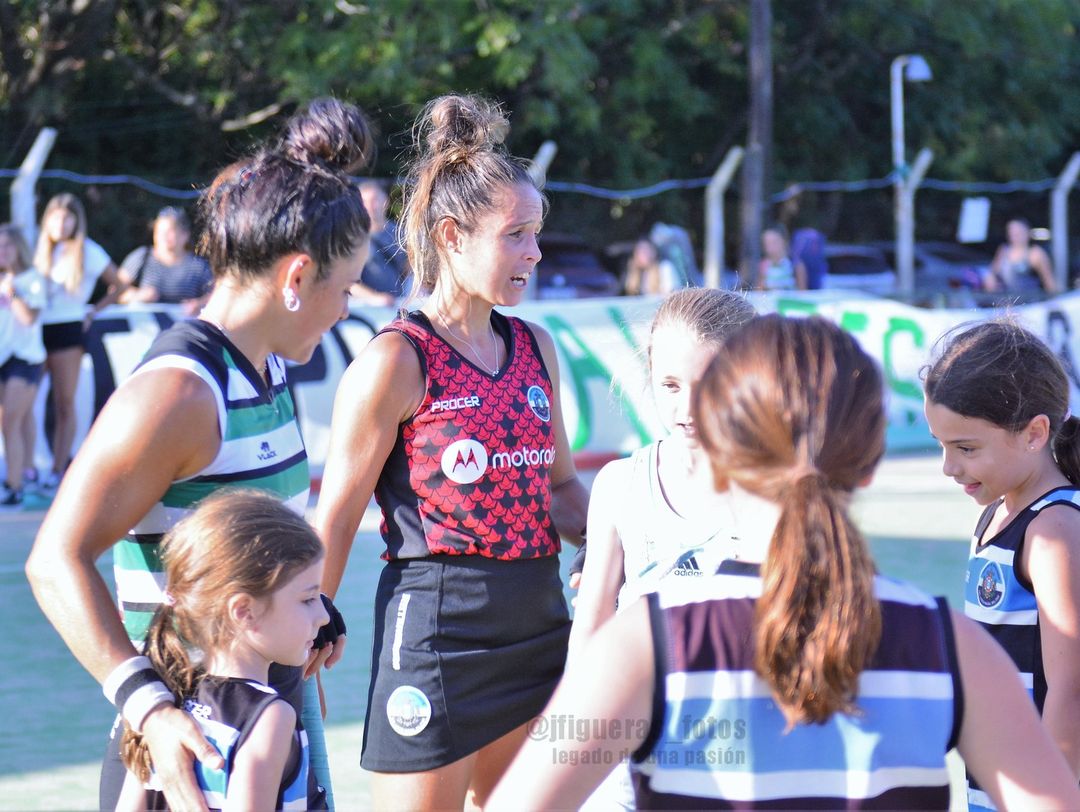 Maria Jose GRANATTO - Rochy SANCHEZ -  Liceo Naval - Santa Barbara Hockey Club - Field hockey - Liceo Vs Santa Barbara - Hockey con leonas ! (#LiceoVsStaBarbara2022) Photo by: Julián Marcelo Figueras | Siuxy Sports 2022-03-13