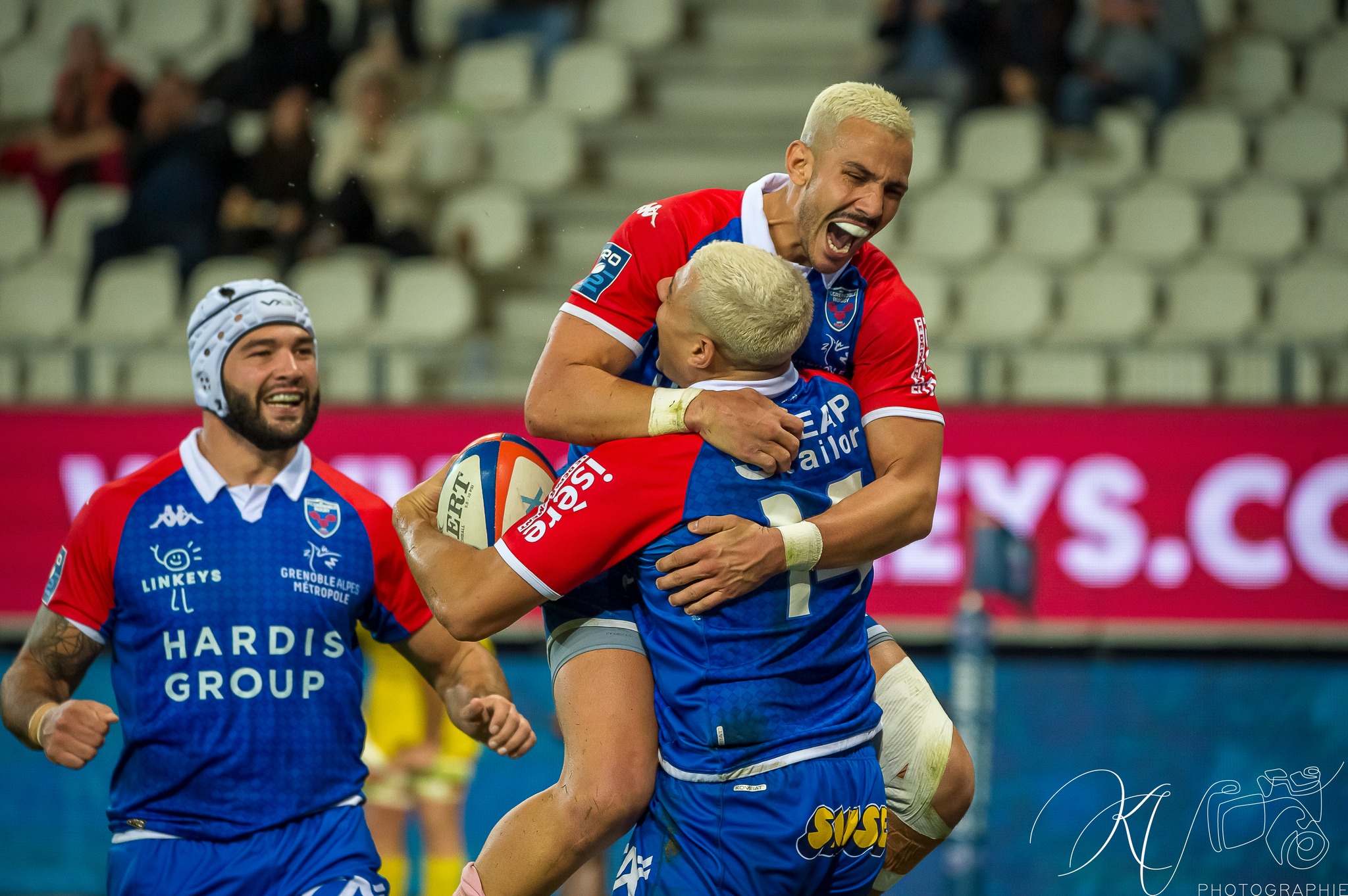 Steeve BLANC-MAPPAZ - Julien FARNOUX -  FC Grenoble Rugby - USON Nevers - Rugby - FC GRENOBLE RUGBY (19) VS USON NEVERS (18) - 2022 (#FCGvsUSONm22022) Photo by: Karine Valentin | Siuxy Sports 2022-10-27