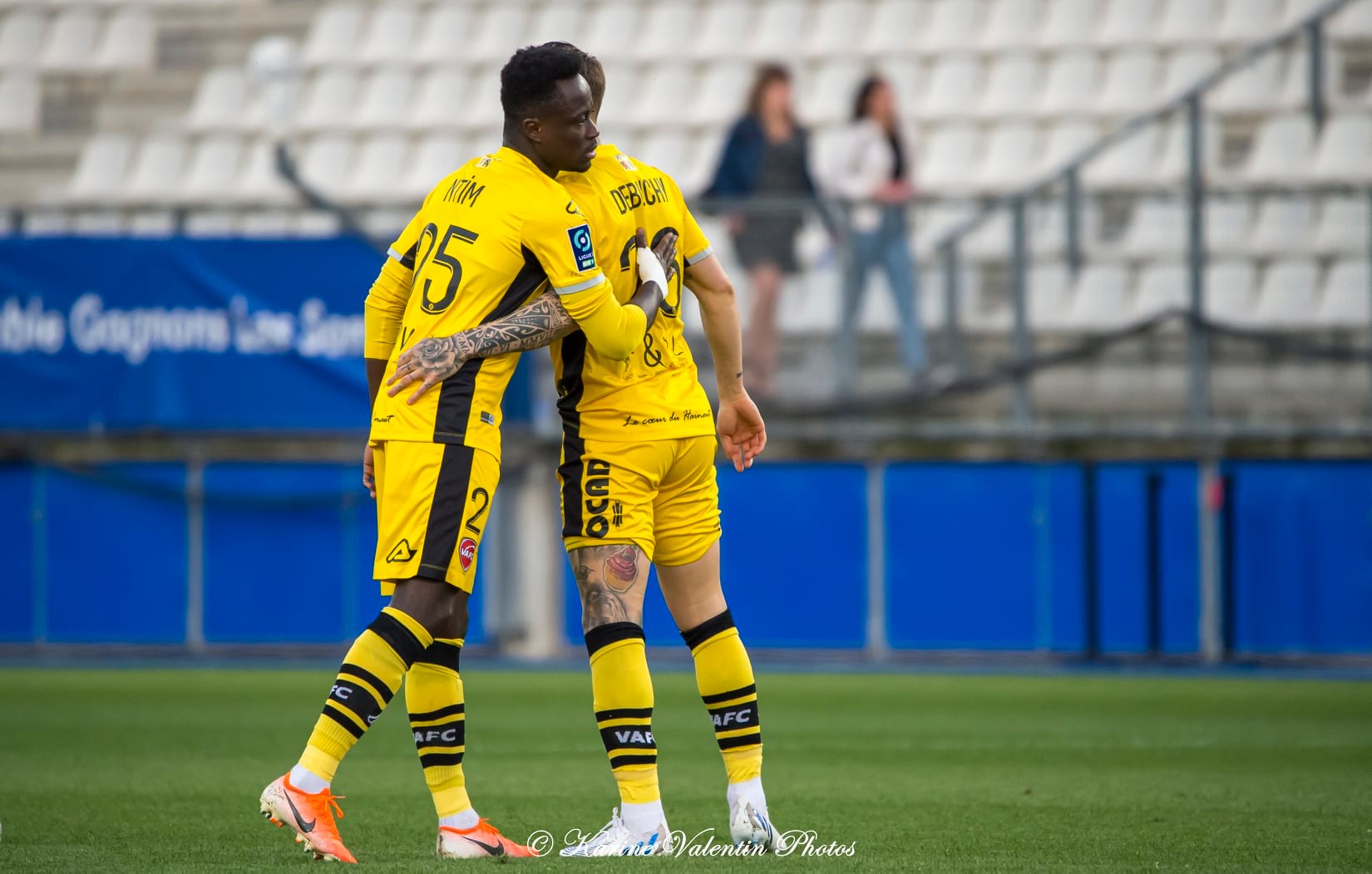  Grenoble Foot 38 - Valenciennes FC - Soccer - Grenoble (3) vs (0) Valenciennes (#GF38vsValenciennes2022) Photo by: Karine Valentin | Siuxy Sports 2022-04-19
