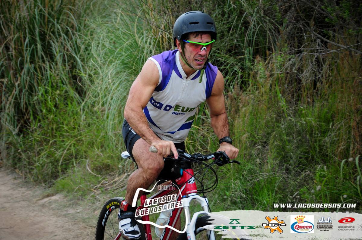 Hugo BOGETTI -   -  - Triathlon - Circuito Lagos de Buenos Aires () Photo by:  | Siuxy Sports 2017-03-27