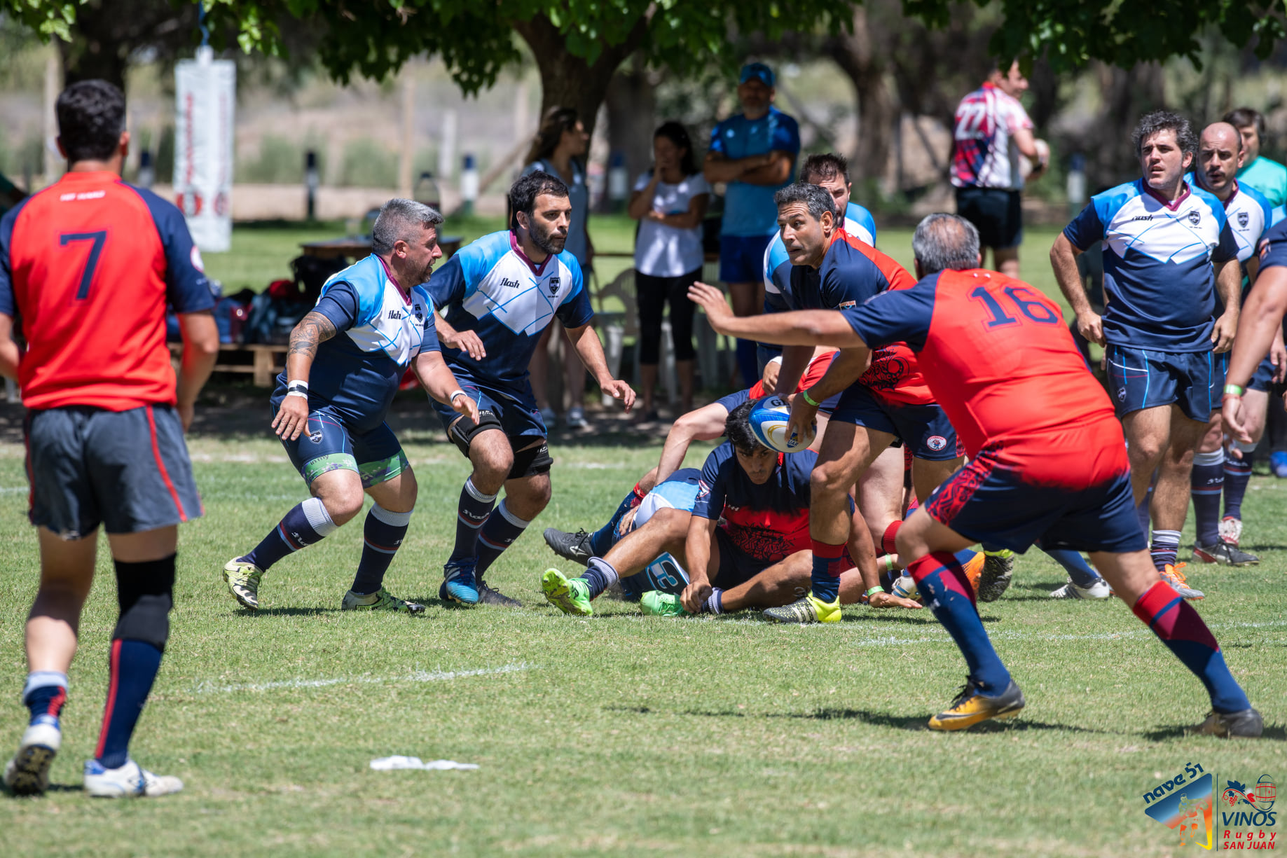  VARBA - Verracos - RugbyV - 51 Nacional de Veteranos de Rugby San Juan - VARBA vs Verracos (#51NaVeSJ21VARBAvVerracos) Photo by: Diego van Domselaar | Siuxy Sports 2021-11-15
