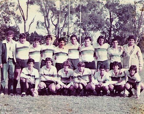 Juan ALCHOURRON - Hugo BANCHERO - Hernan BENNETT - Christian BONAVENTURA - Marcelo COGLITORE - Jorge MACRI - José MONTALDO - Diego RIMOLDI - Gabriel RIOS - Gaston SANGUINETTI - Mario SAVOIA - Federico SPRAGGON -  Los Cedros -  - Rugby - M19 año 86 (Con Joe Montaldo y Jorge Macri de entrenadores) Photo by:  | Siuxy Sports 1986-05-16