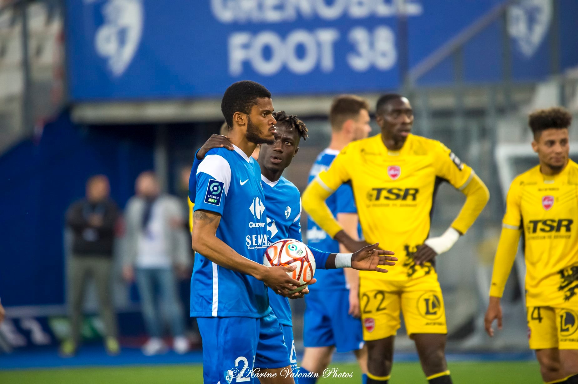  Grenoble Foot 38 - Valenciennes FC - Soccer - Grenoble (3) vs (0) Valenciennes (#GF38vsValenciennes2022) Photo by: Karine Valentin | Siuxy Sports 2022-04-19