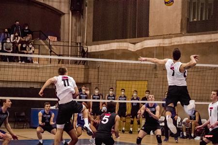 Université de Montréal (3) vs University of New Brunswick (0)