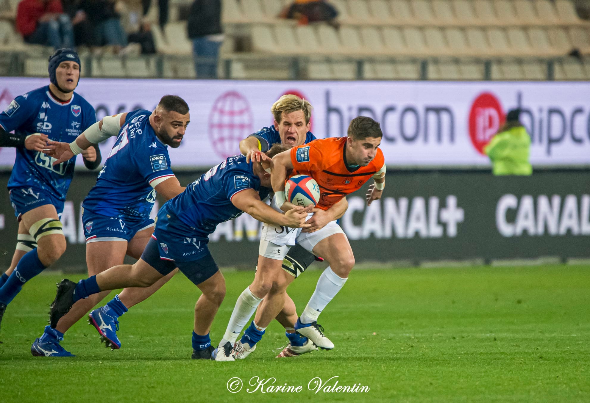 José MADEIRA - Zurab ZHVANIA -  FC Grenoble Rugby - Racing Club Narbonnais - Rugby -  (#GrenobleVsNarbonne2021Nov) Photo by: Karine Valentin | Siuxy Sports 2021-11-26