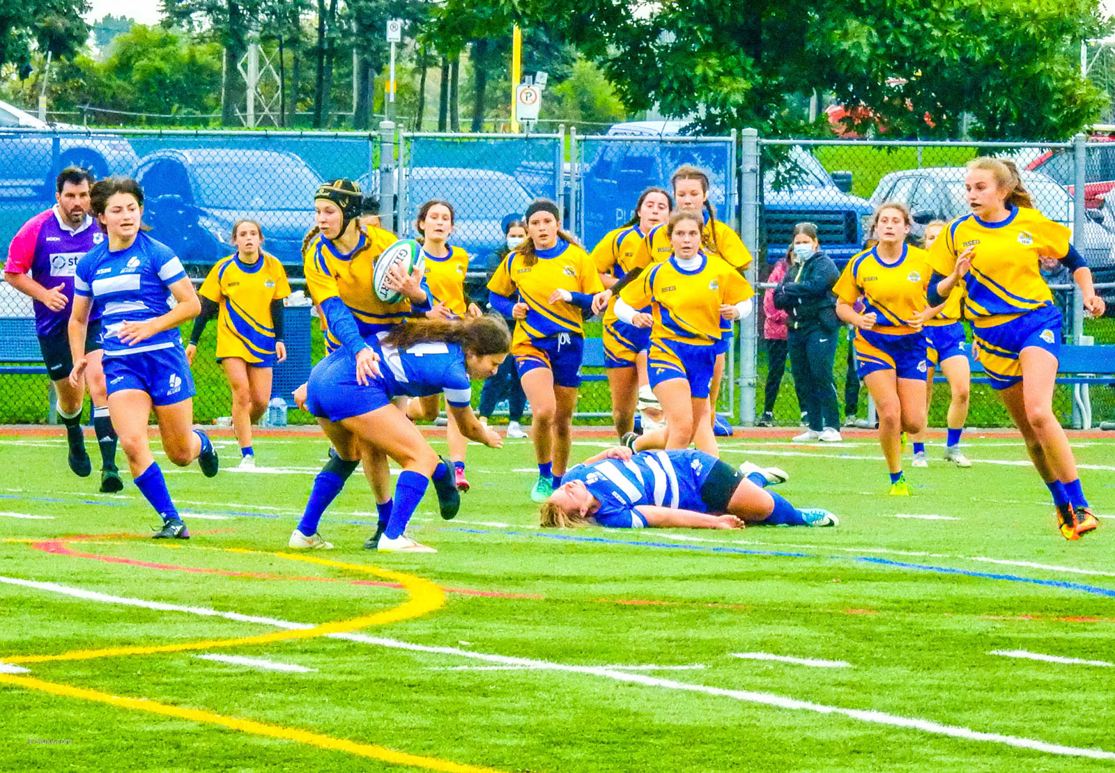 Olivia MILLER - Chloe VIEL -  College John Abbott - College Dawson - Rugby -  (#AbbottvsDawsonW2021) Photo by:  | Siuxy Sports 2021-10-03