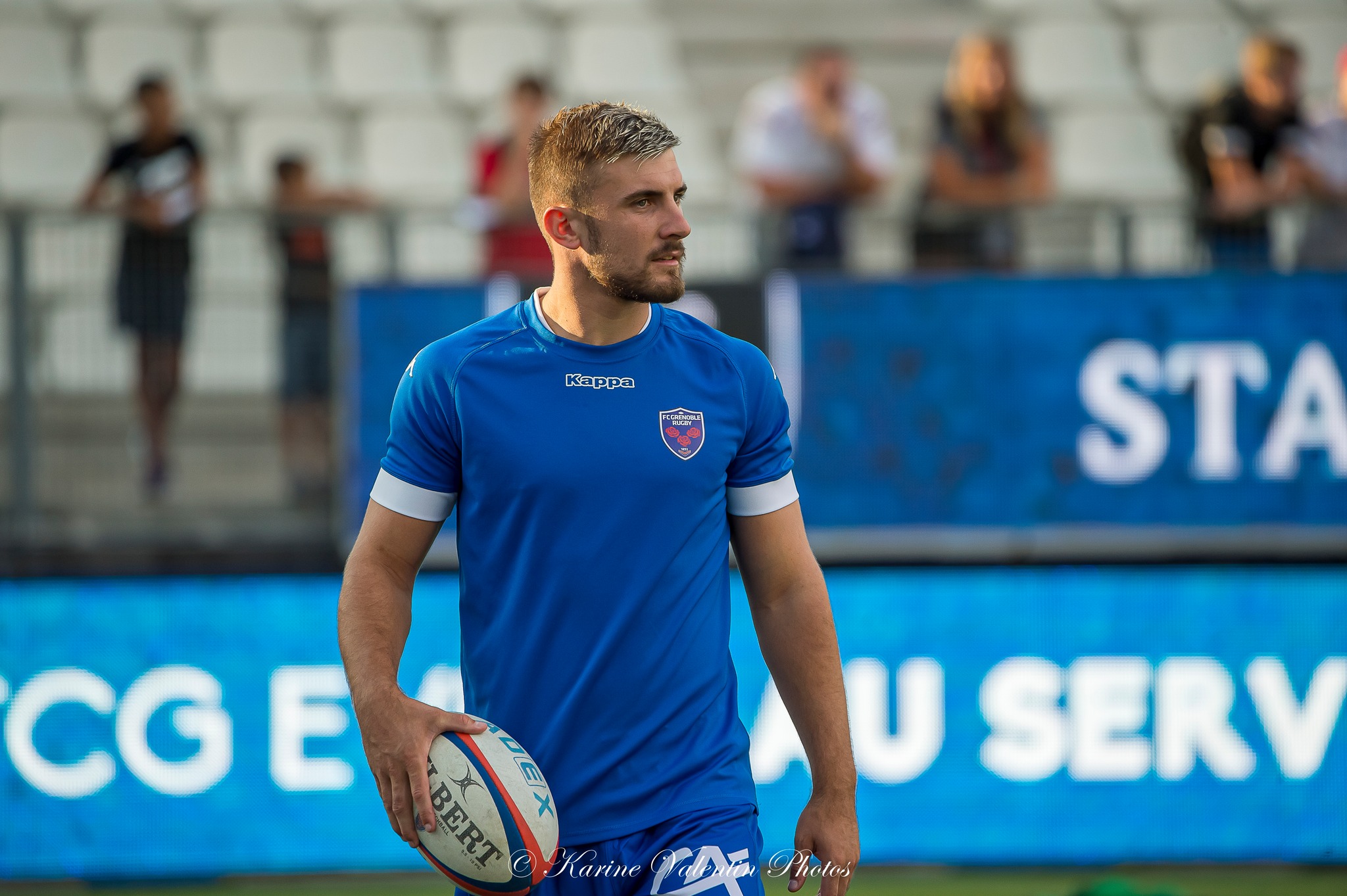 Romain FUSIER -  FC Grenoble Rugby - AS Béziers Hérault - Rugby - FC GRENOBLE RUGBY (19) VS (15) AS BÉZIERS HÉRAULT (#FCGvsASBHaou2022) Photo by: Karine Valentin | Siuxy Sports 2022-08-26