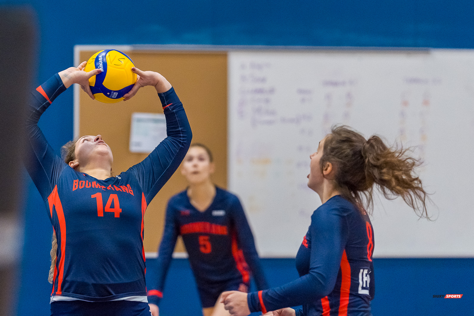  Cégep André Laurendeau - Cégep Gérald-Godin - Volleyball - RSEQ - Volleyball C F D2 Sud-Ouest - Tournoi 4 - Sect F - André Laurendeau (2) vs (1) Gérald Godin (#RSEQVolleyALvsGG2022) Photo by: Dan Taylor-Morin | Siuxy Sports 2022-11-27