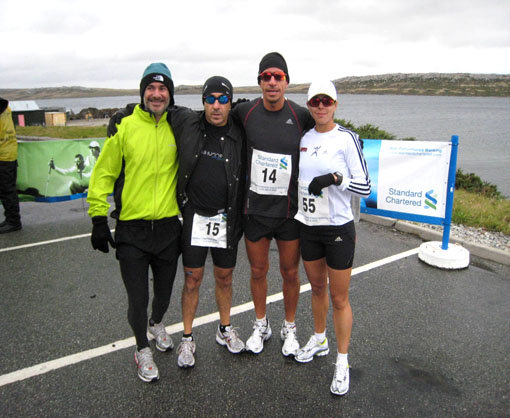 Germán ESTRADA - Andrea MASTROVINCENZO - Esteban PINO - Marcelo VALLEJO -   -  - Track & Field - Stanley Marathon 2009 () Photo by:  | Siuxy Sports 2009-03-15