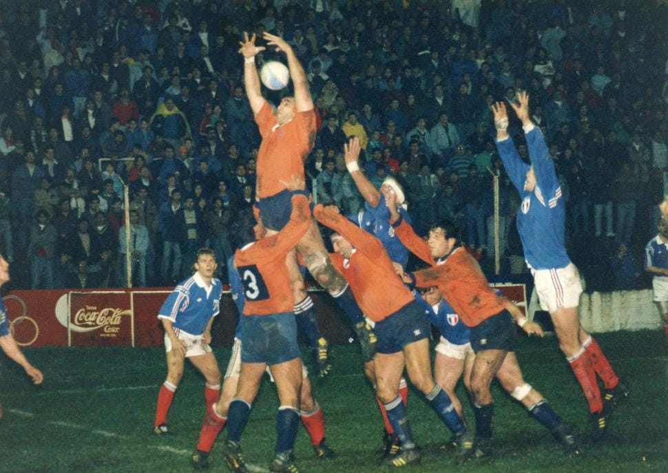  Seleccionado de Tucuman -  - Rugby - Ganandole a Francia () Photo by:  | Siuxy Sports 1992-06-23