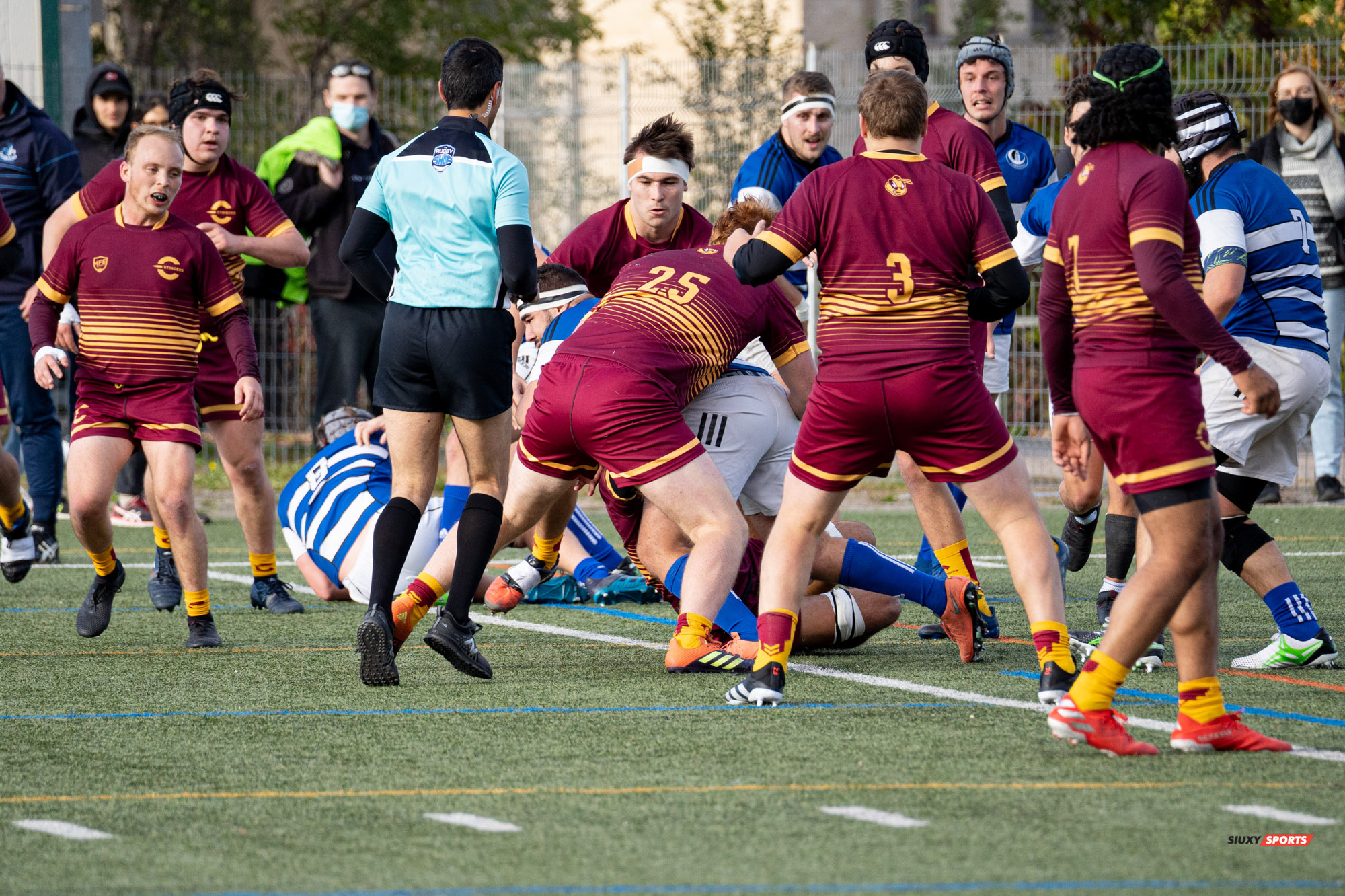 Laurence-Olivier BELLEY - Victor DION - Cameron POUW - Justin SAVOIE-DAVIES - Tye WALLACE -  Université de Montréal - Université Concordia - Rugby -  (#UdeMvsConcordia2021M) Photo by:  | Siuxy Sports 2021-10-23
