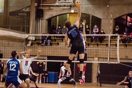 Université de Montréal (3) vs University of New Brunswick (0)
