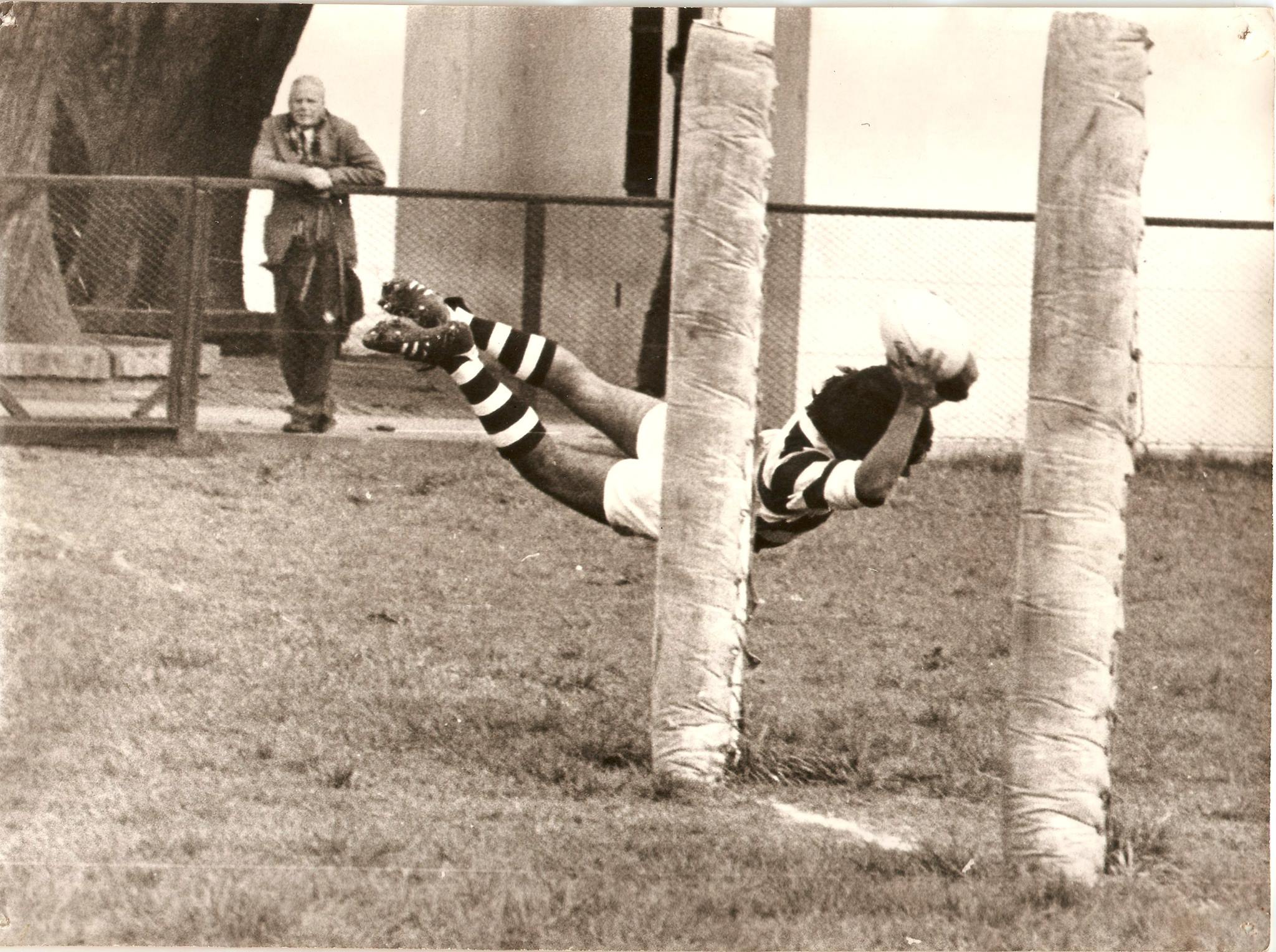  Club Atlético de San Isidro -  - Rugby - Try del CASI () Photo by:  | Siuxy Sports 1985-06-15