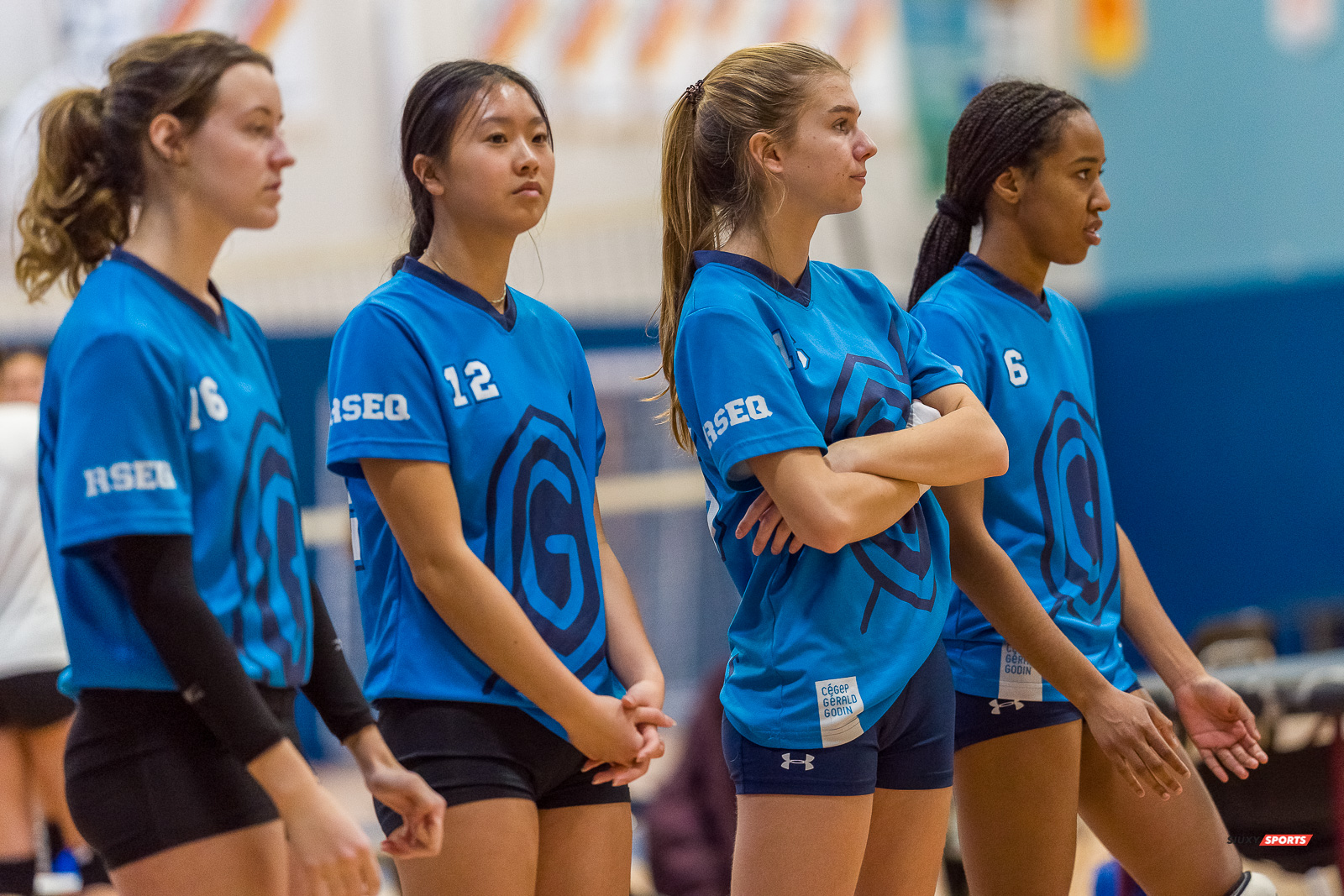  Cégep André Laurendeau - Cégep Gérald-Godin - Volleyball - RSEQ - Volleyball C F D2 Sud-Ouest - Tournoi 4 - Sect F - André Laurendeau (2) vs (1) Gérald Godin (#RSEQVolleyALvsGG2022) Photo by: Dan Taylor-Morin | Siuxy Sports 2022-11-27