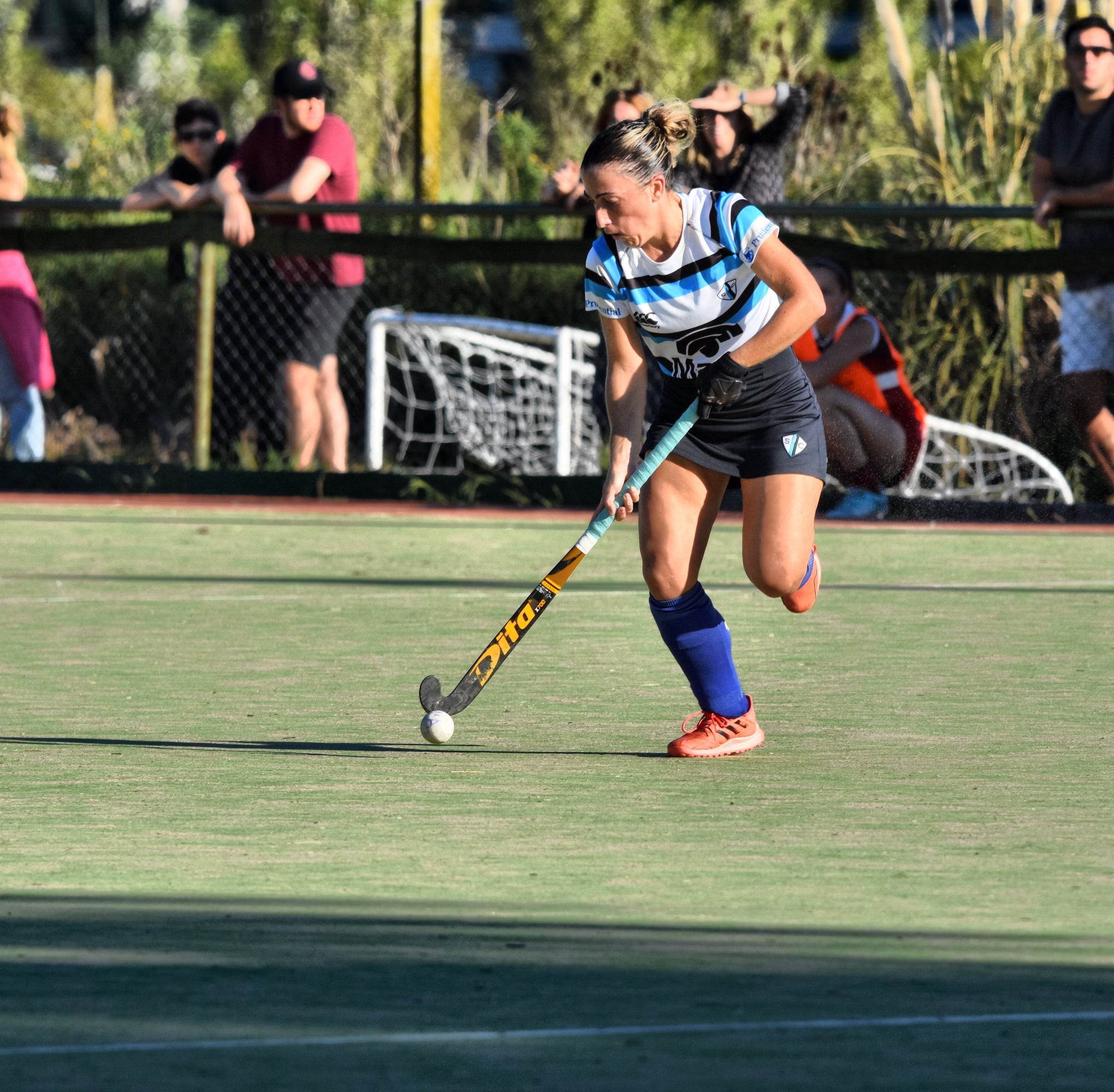  San Isidro Club - Club Atlético Banco de la Provincia de Buenos Aires - Field hockey - S.I.C. A vs Banco Provincia A -  Inter y 1ra - 2022 (#SICBPROV2022) Photo by: Edgardo Kleiman | Siuxy Sports 2022-04-09