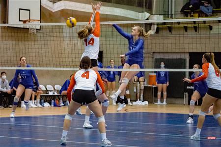 Université de Montréal vs Université du Québec à Trois Rivières - Volleyball Fém