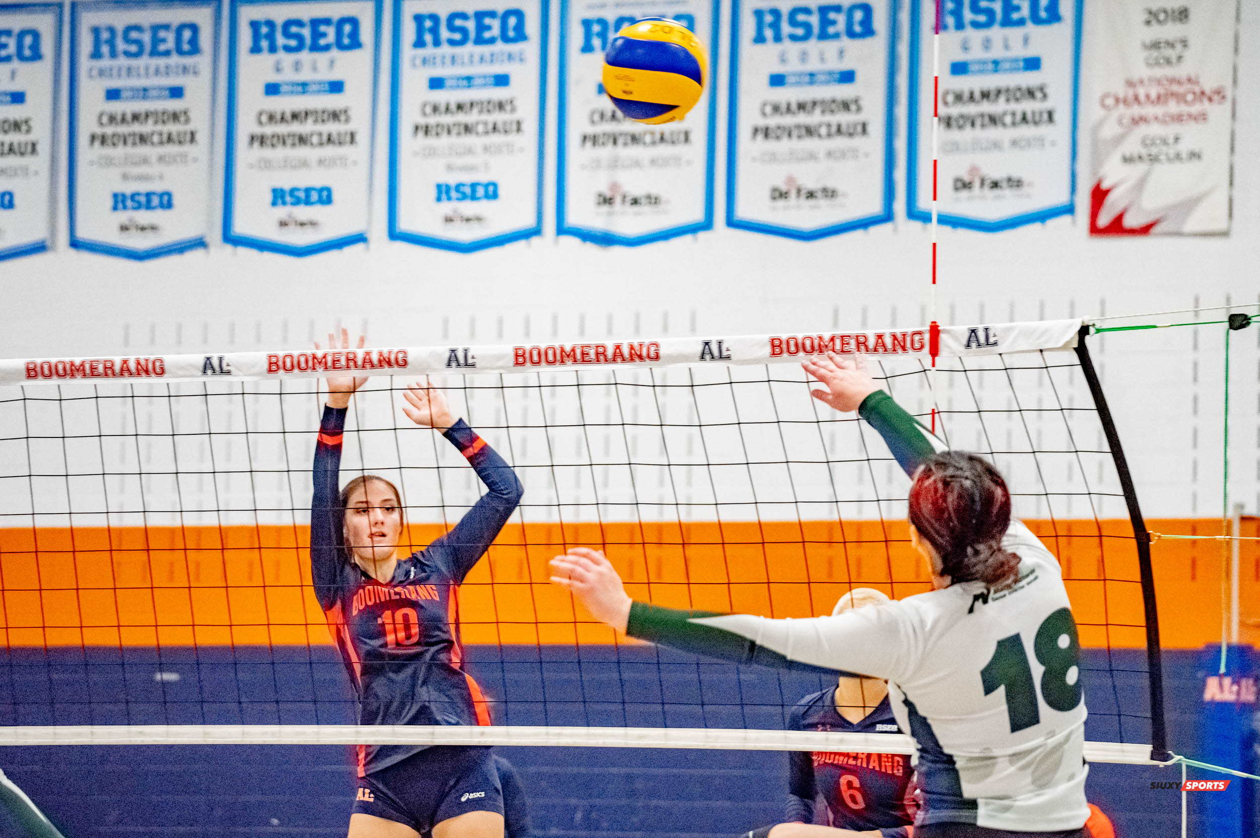Celya GAGNON -  Cégep André Laurendeau - Cégep Marie-Victorin - Volleyball -  (#VolleyFemCALvsCMV) Photo by:  | Siuxy Sports 2021-11-22